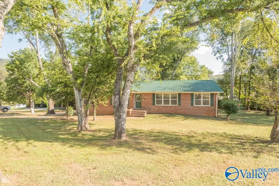 825 Watts Drive Se, Huntsville, AL 35801 - #3