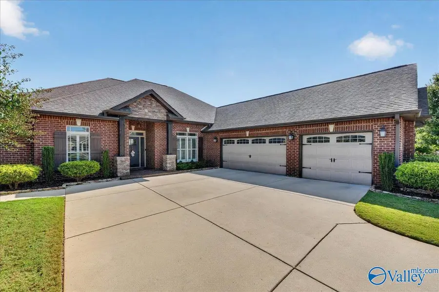 116 Walnut Cove Boulevard, Huntsville, AL 35824 - #3