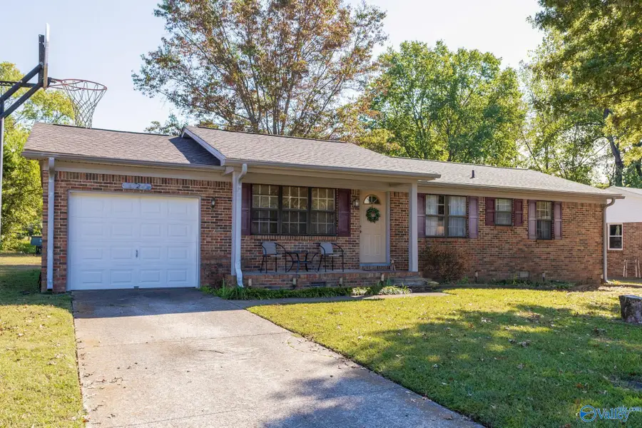 1124 Danmann Drive Se, Huntsville, AL 35803 - #2