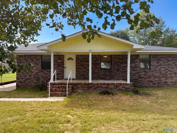 70 Chimney Rock Circle, UNION GROVE, AL 35175