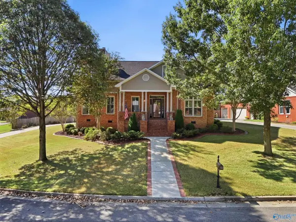 119 Oak Brook Circle, Madison, AL 35758