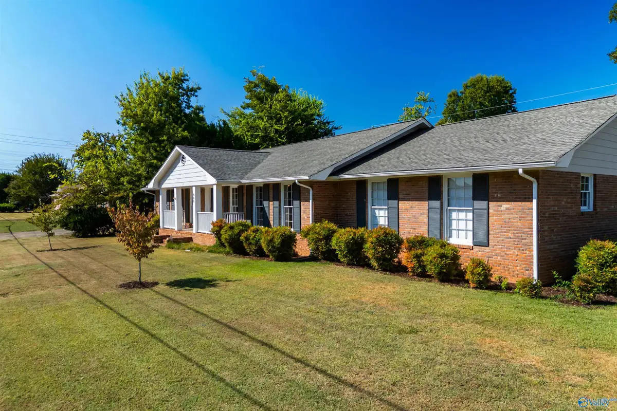 400 Drake Avenue Sw, Huntsville, AL 35801 - #1