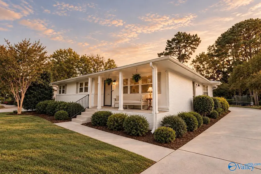 1706 Sun Valley Road Se, Huntsville, AL 35801 - #2