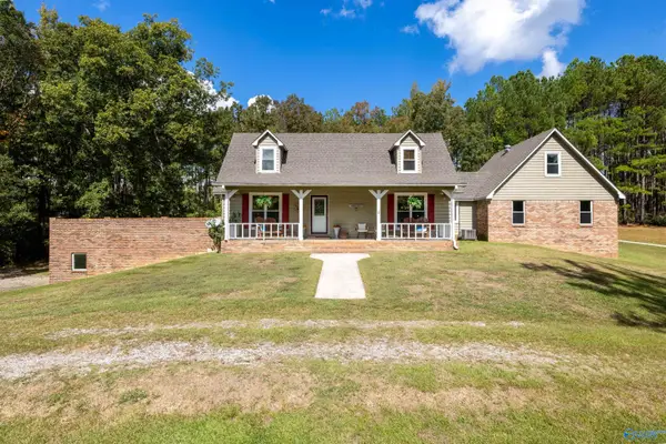 672 Kemp Road, Hamilton, AL 35570
