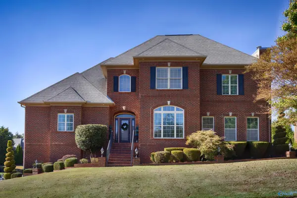 100 Huntfield Drive, Madison, AL 35758