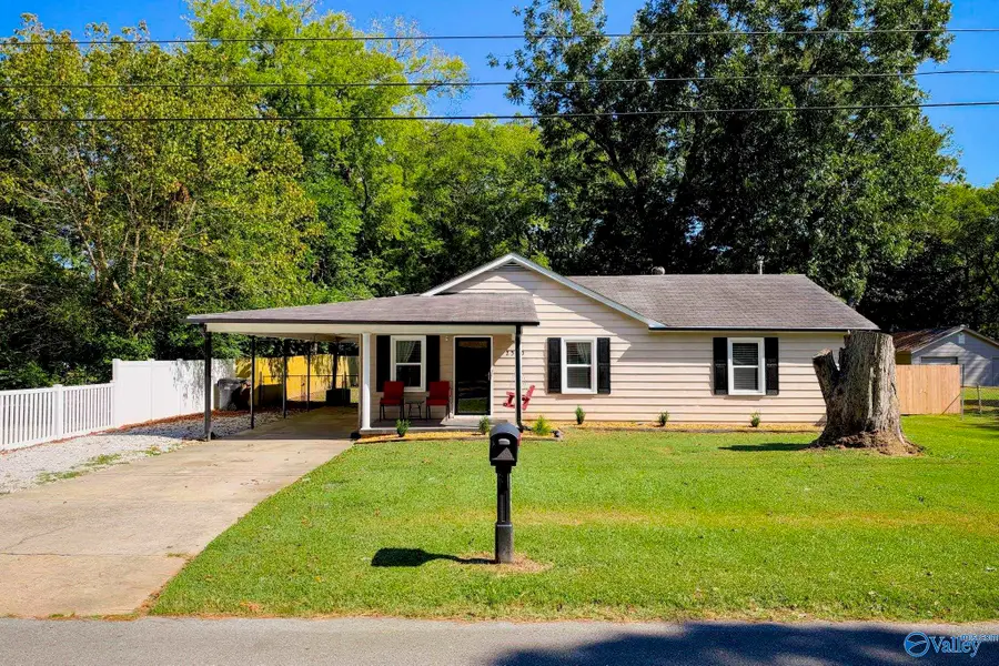 2310 SW State Avenue, Decatur, AL 35601 - #2