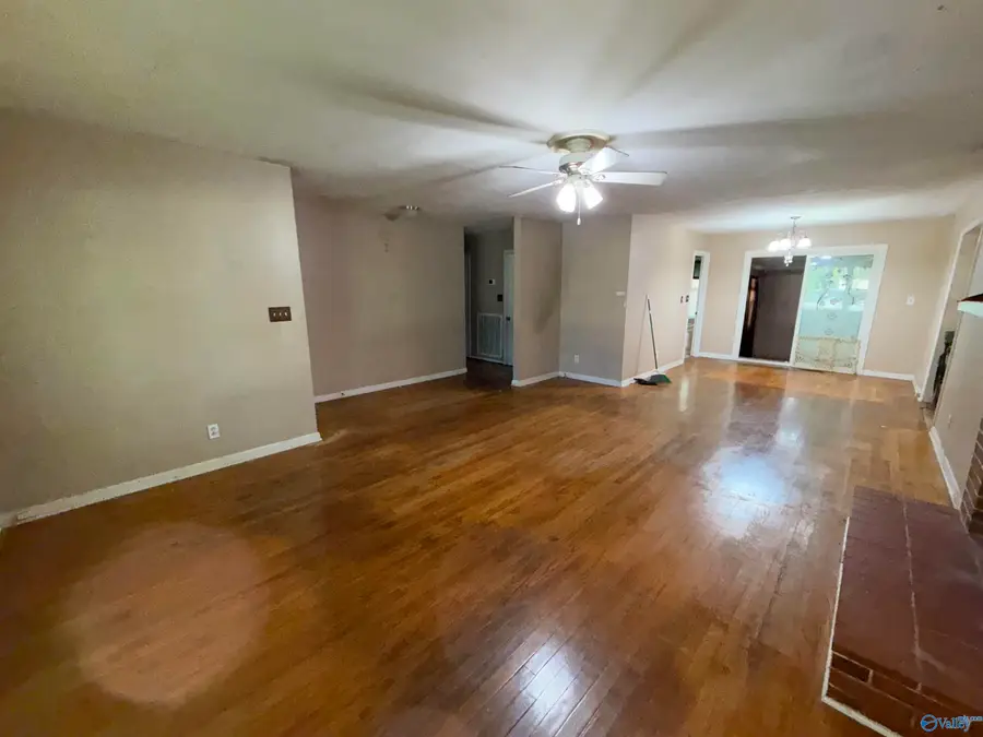 2009 Old Moulton Road Sw, Decatur, AL 35601 - #3