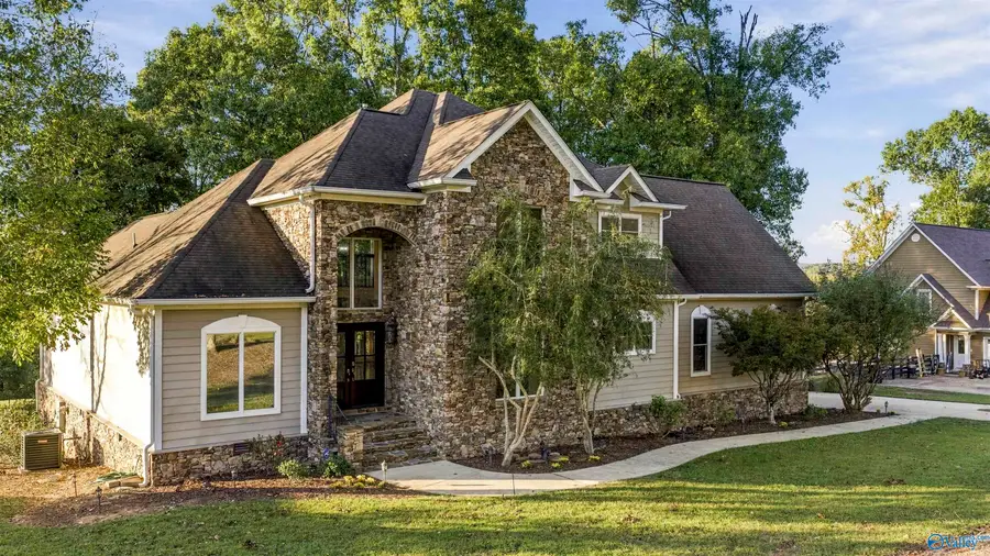 269 County Road 1026, Valley Head, AL 35989 - #2