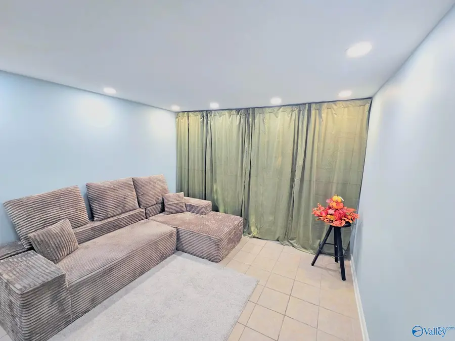 2940 Hood Road Sw #E, Huntsville, AL 35805 - #2