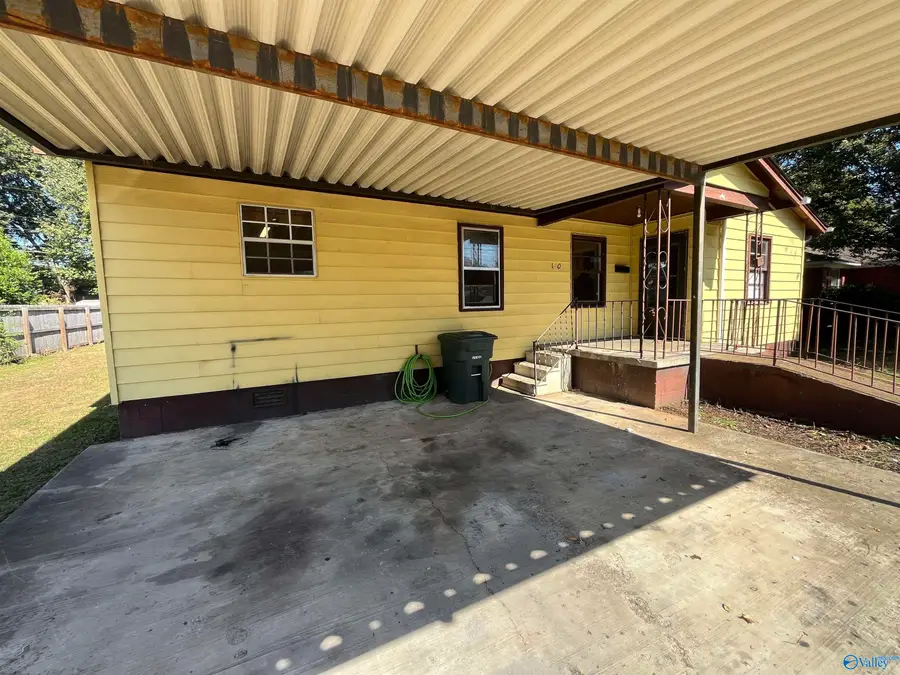 1403 Oakwood Avenue, Huntsville, AL 35811 - #3