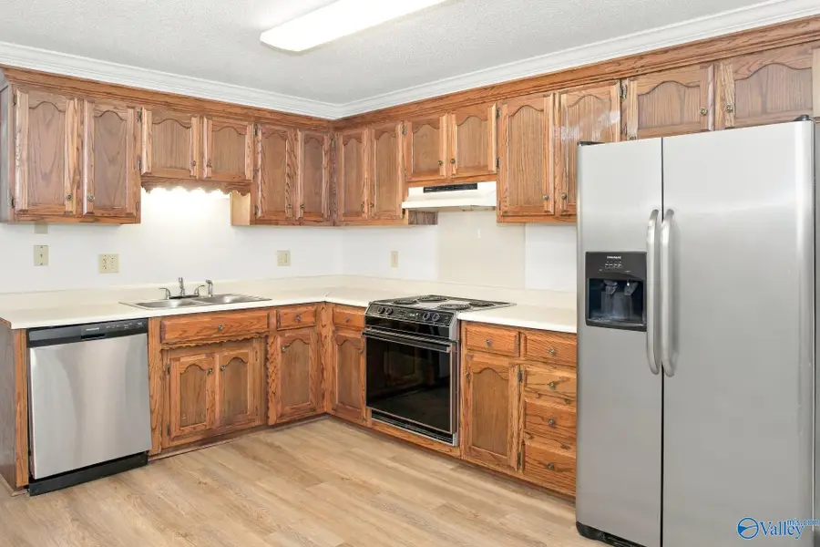 453 Autumnwood Drive Sw, Decatur, AL 35601 - #2