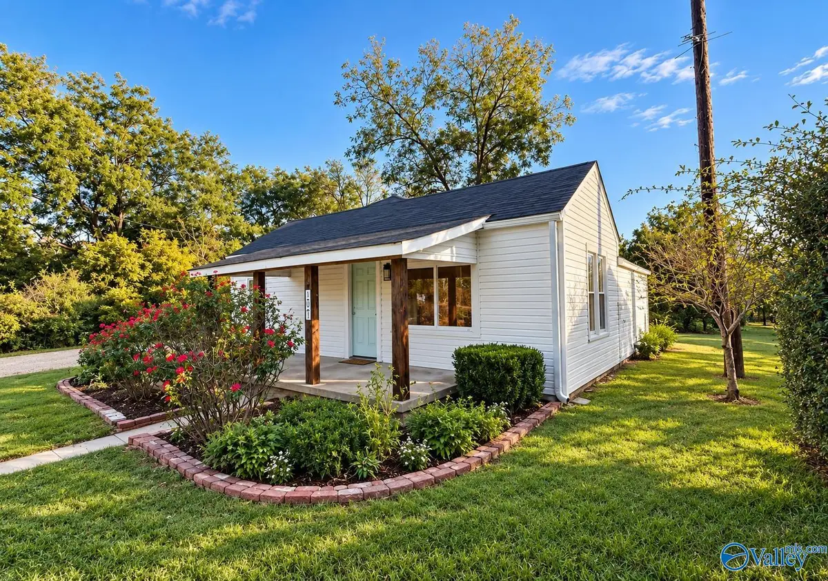 108 Haig Street, Hartselle, AL 35640 - #1