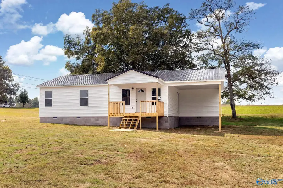 584 Lexington Drive, Arab, AL 35016 - #2