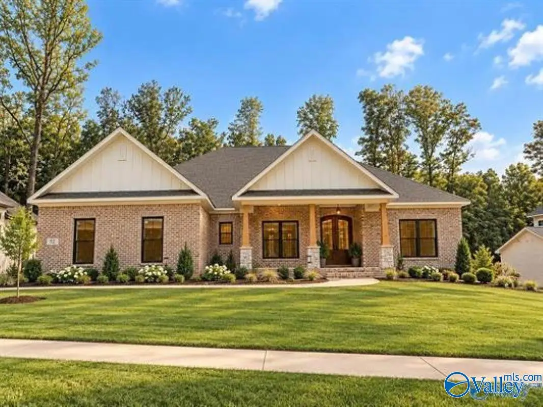 1306 Camellia Court Circle, Huntsville, AL 35803 - #1