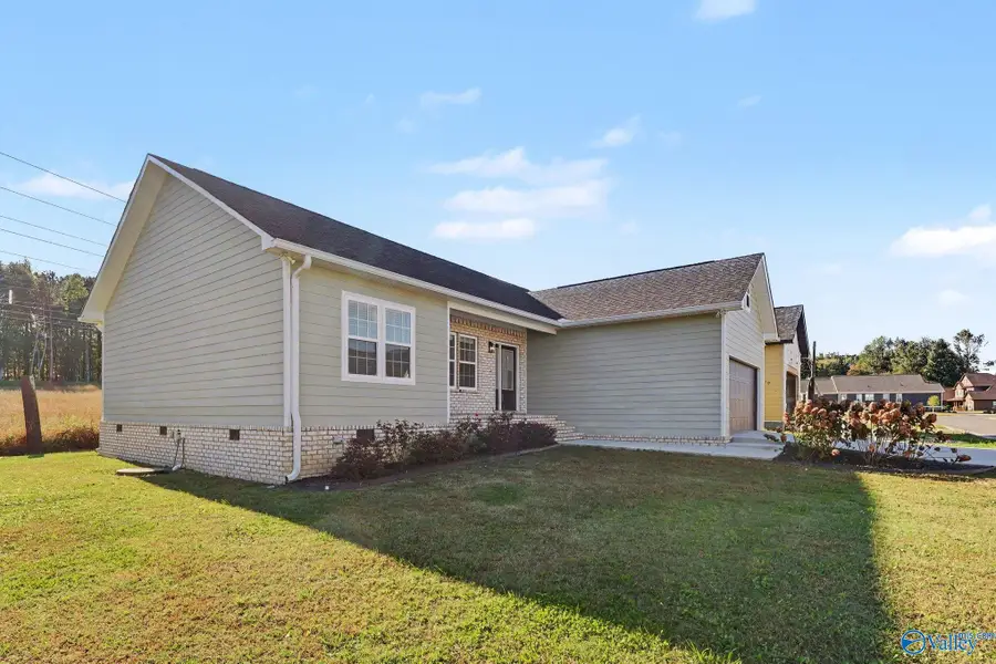 100 Bonny Brook Lane, Albertville, AL 35950 - #3