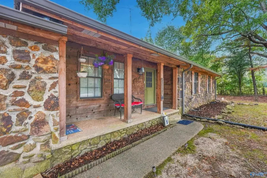 4240 County Road 5, Florence, AL 35633 - #2
