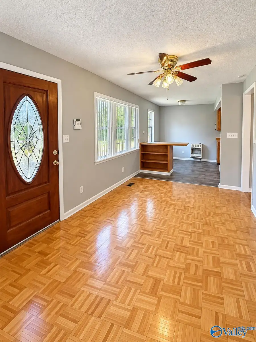 906 N 9th Street, Gadsden, AL 35901 - #2
