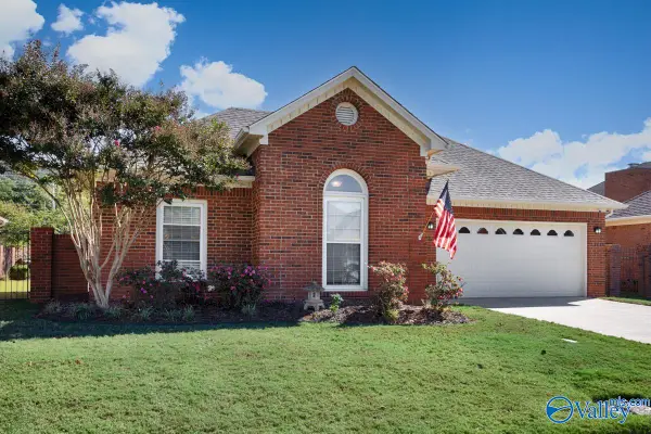 15059 Ashmont Blvd, Huntsville, AL 35803