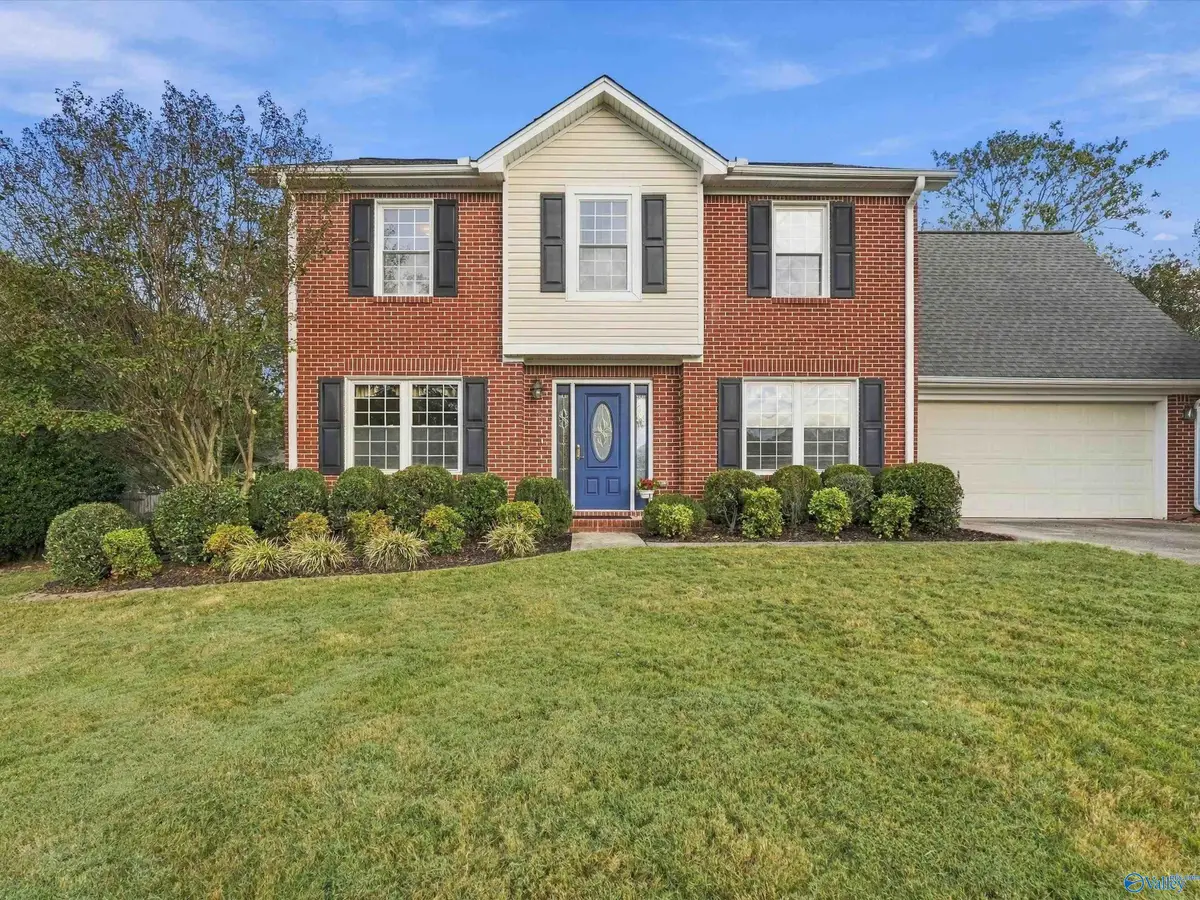 100 Bristol Court Sw, Huntsville, AL 35824 - #1