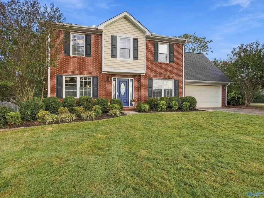 100 Bristol Court Sw, Huntsville, AL 35824 - #2