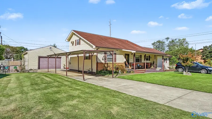 2700 Atlantic Street Sw, Huntsville, AL 35805 - #3