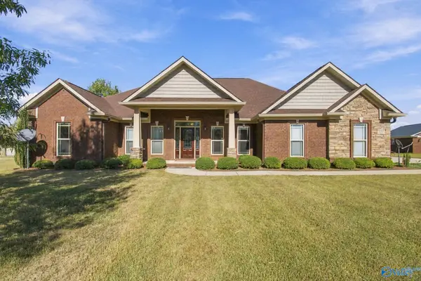 109 Grace Brook Circle, MERIDIANVILLE, AL 35759