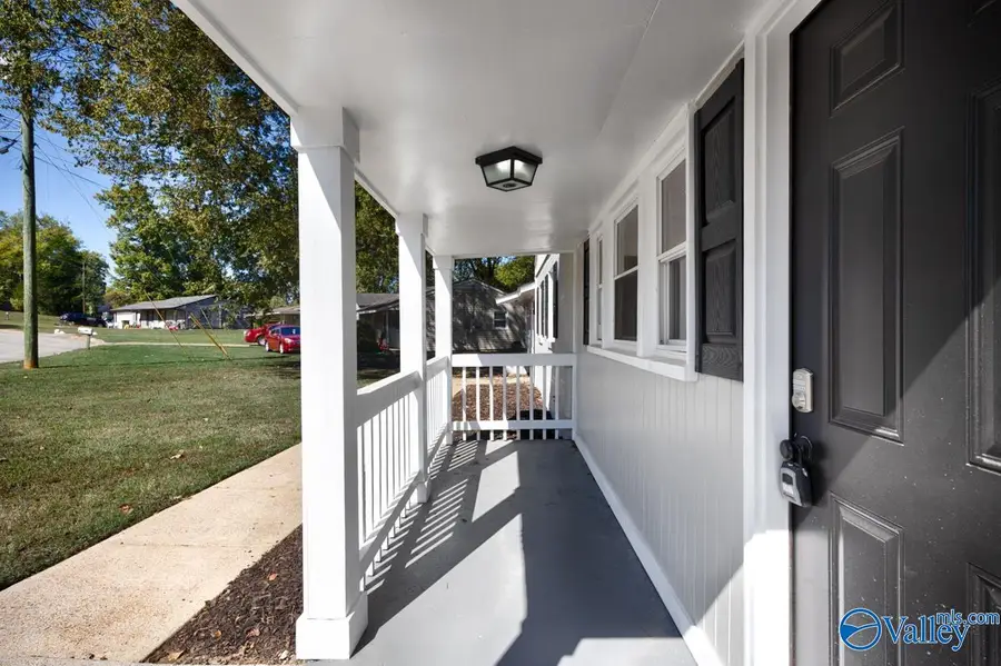 4804 Cottonwood Drive Nw, Huntsville, AL 35810 - #3