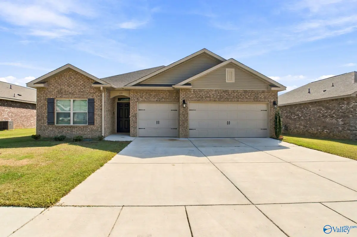 135 Rolling Green Drive, New Market, AL 35761 - #1