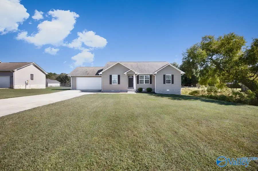 129 Granite Circle, Albertville, AL 35950 - #2
