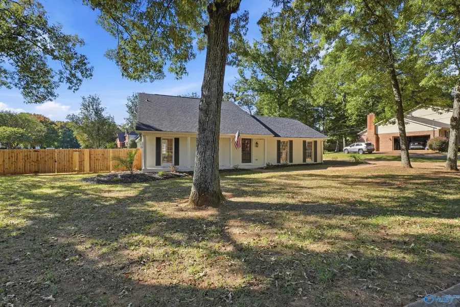 3415 Timber Way Sw, Decatur, AL 35603 - #2