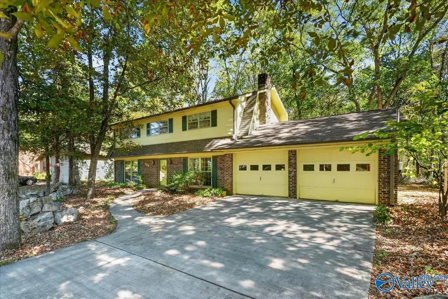 708 Bluewood Drive Se, Huntsville, AL 35802 - #2