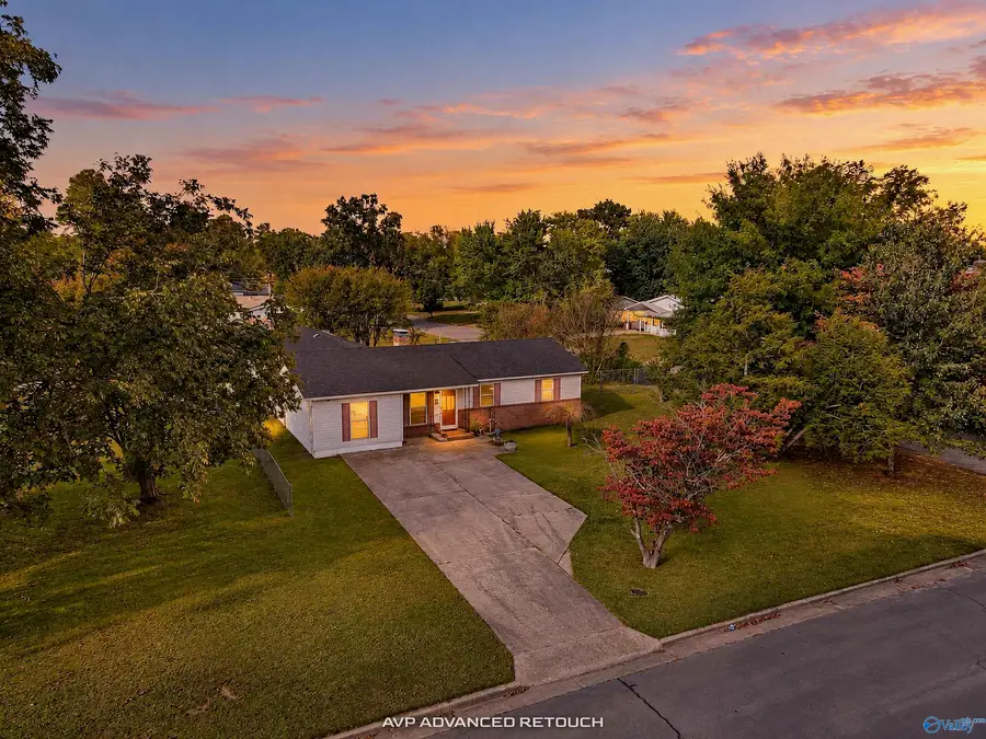 1527 Phillips Court Sw, Decatur, AL 35601 - #2