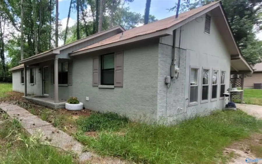 94 Herring Road, Hartselle, AL 35640 - #3