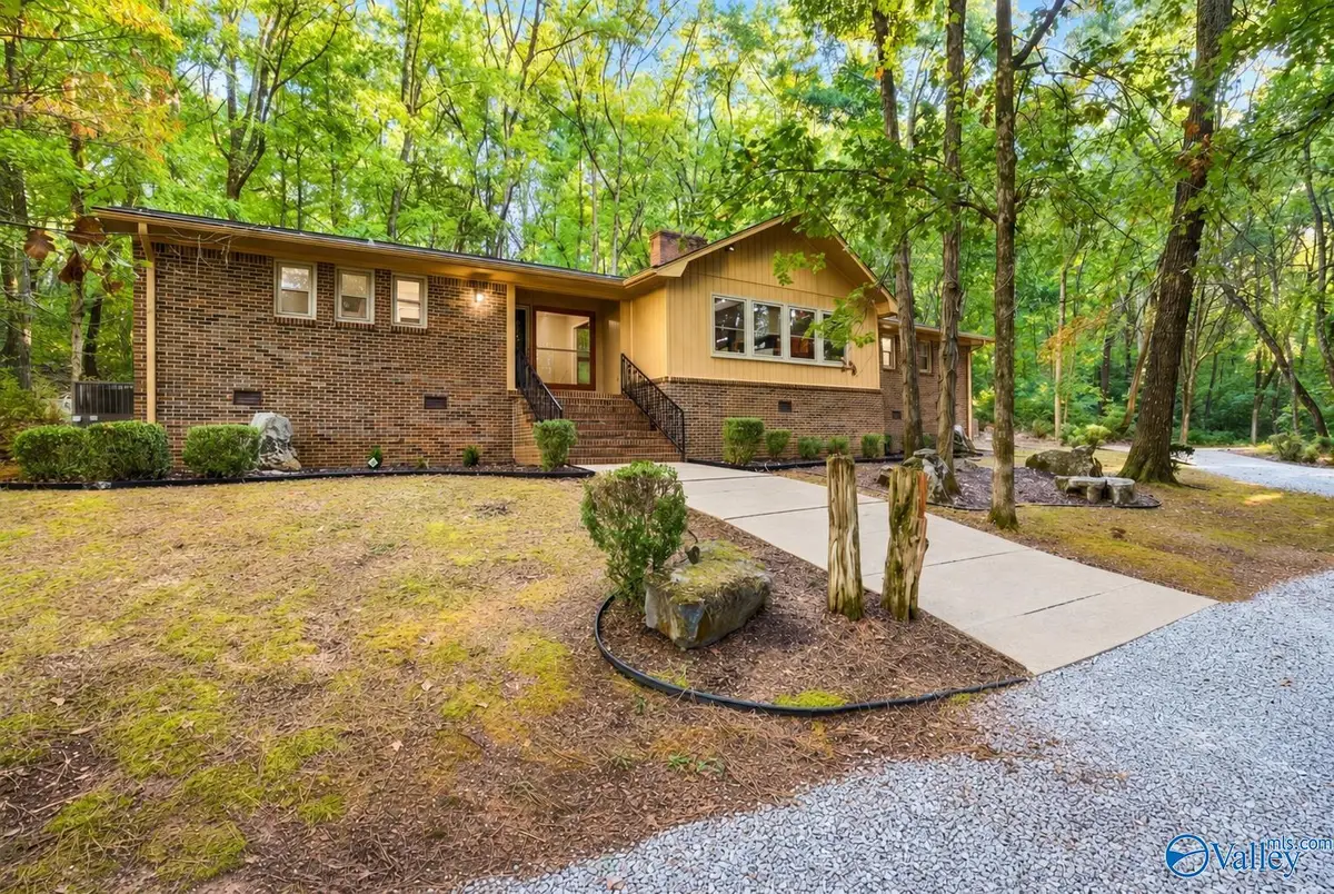 5808 Columbian Lane Ne, Huntsville, AL 35811 - #1