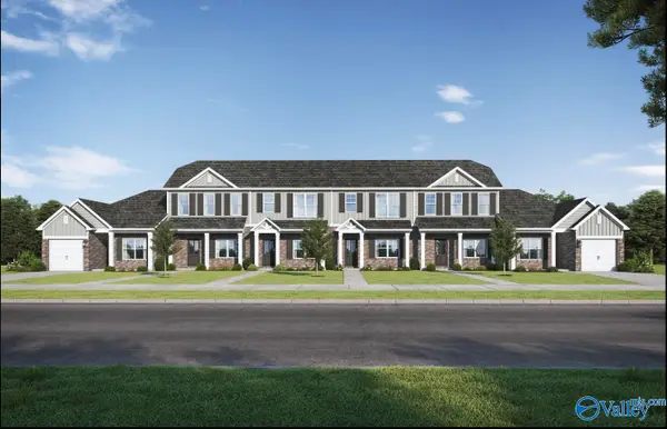 7712 Helen Lane, Huntsville, AL 35806