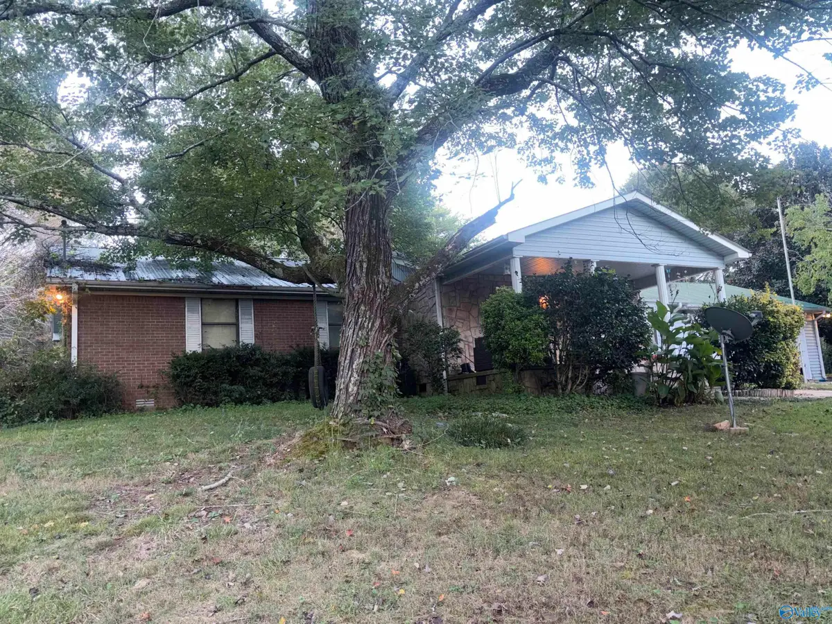 206 Dogwood Drive, Boaz, AL 35957 - #1