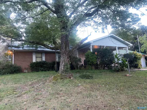206 Dogwood Drive, Boaz, AL 35957