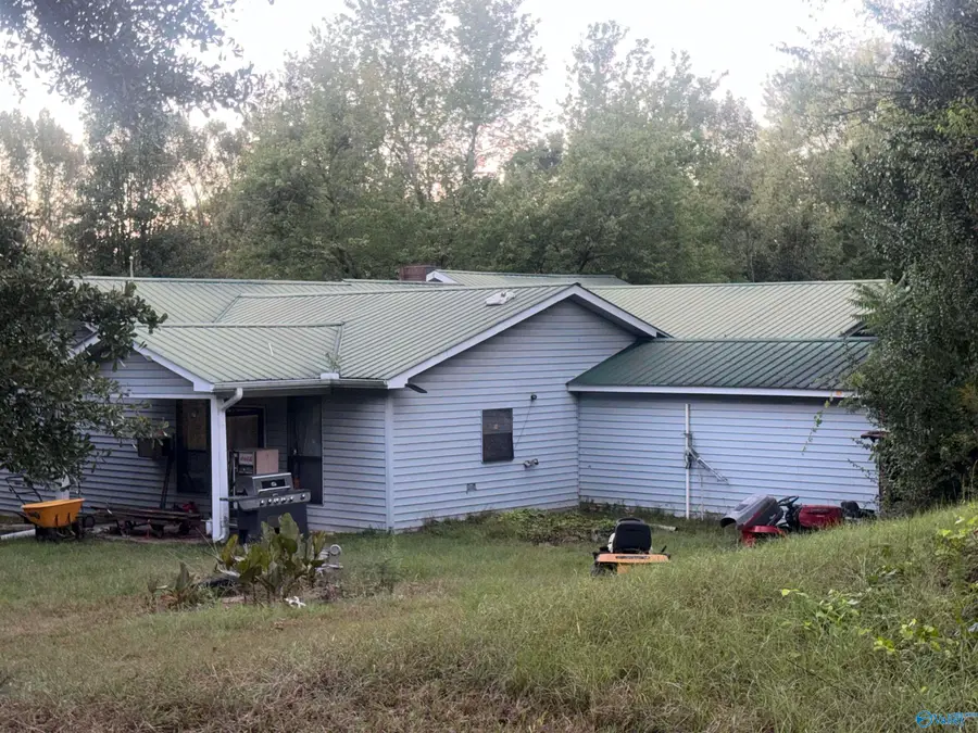 206 Dogwood Drive, Boaz, AL 35957 - #3