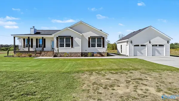 4439 N Huckaby Bridge Road, FALKVILLE, AL 35622