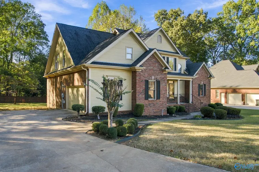 146 Greenlawn Drive Ne, Meridianville, AL 35759 - #2