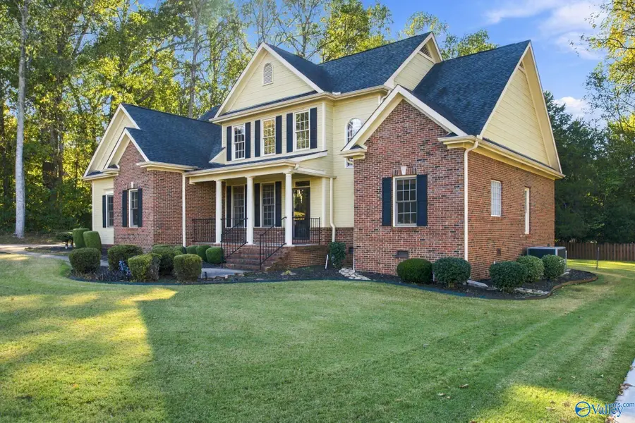 146 Greenlawn Drive Ne, Meridianville, AL 35759 - #3