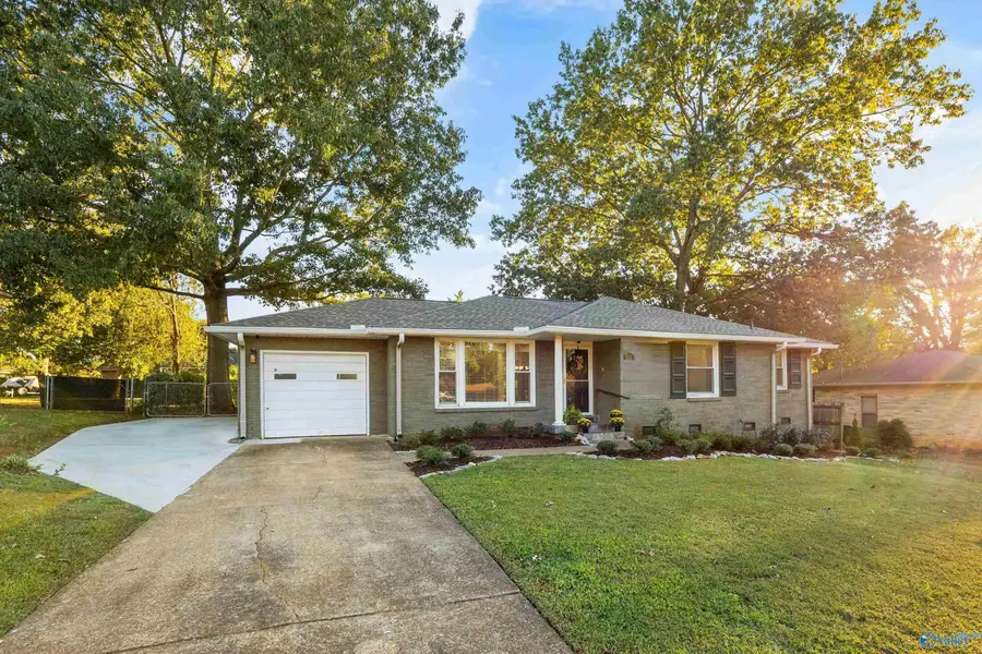 511 Graycroft Drive, Huntsville, AL 35802 - #2