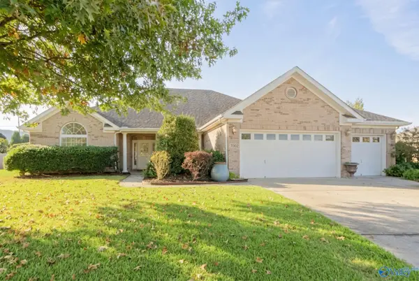7002 Freedom Park Circle Se, Owens Cross Roads, AL 35763