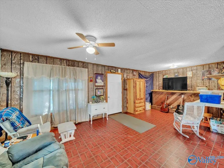 932 County Road 107, Fort Payne, AL 35967 - #2