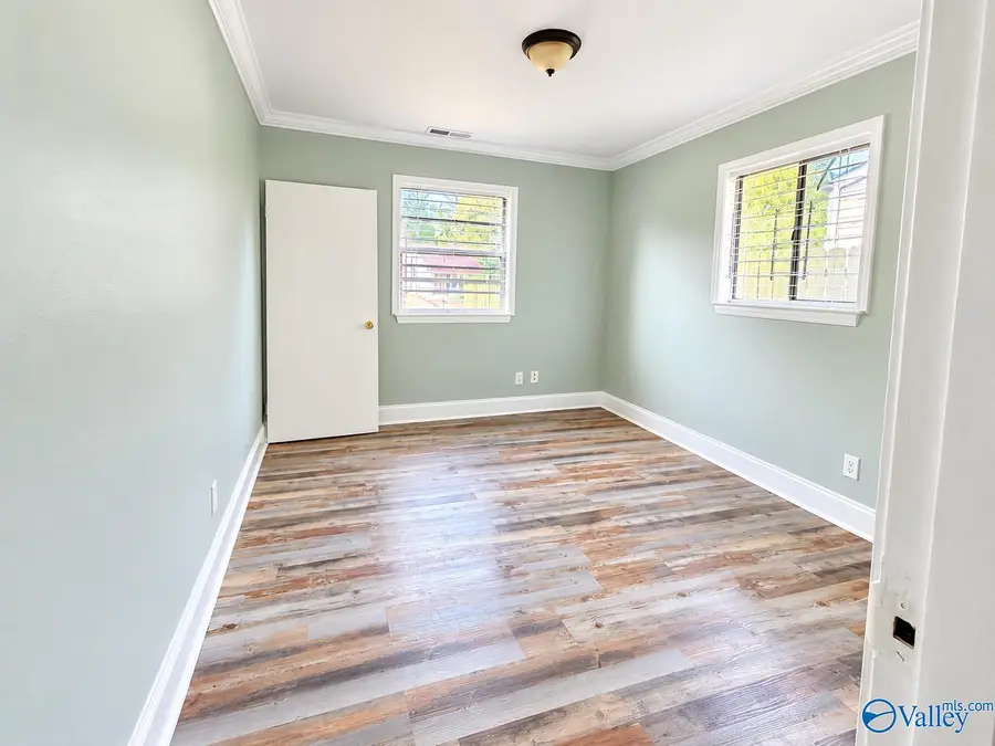 1214 NW Grace Street Nw, Huntsville, AL 35801 - #3