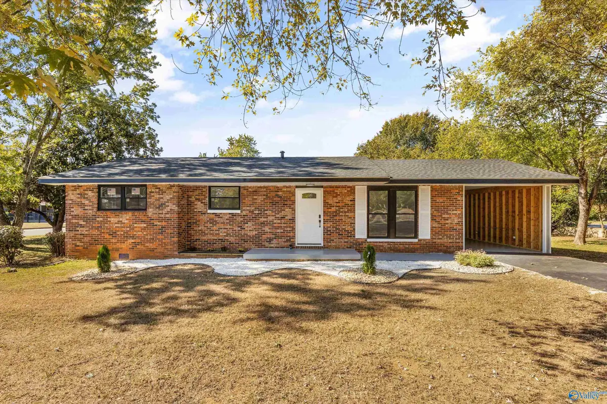 1001 Hillview Drive Nw, Huntsville, AL 35816 - #1