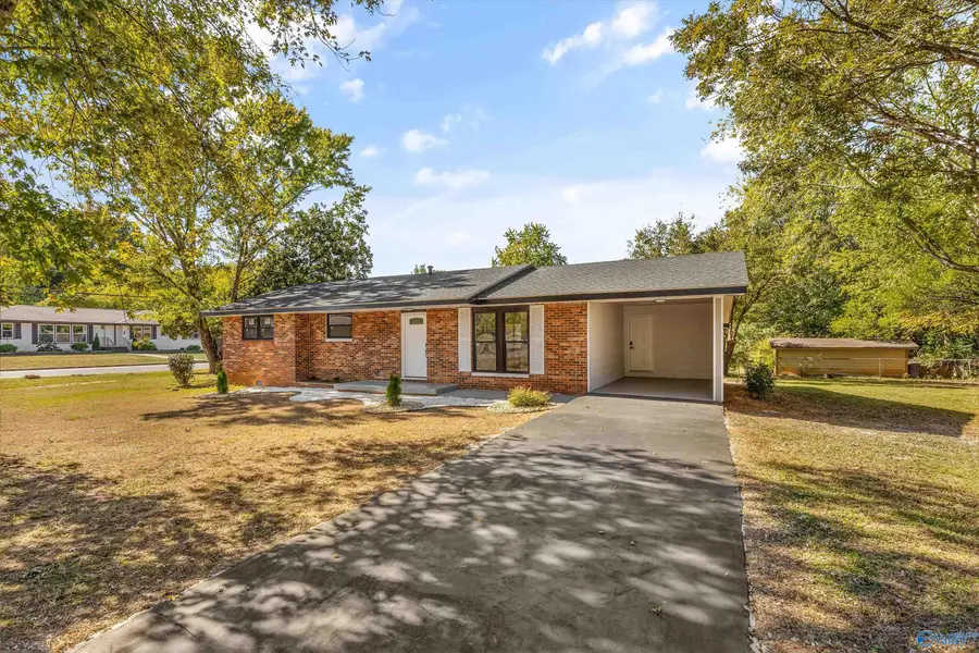1001 Hillview Drive Nw, Huntsville, AL 35816 - #3