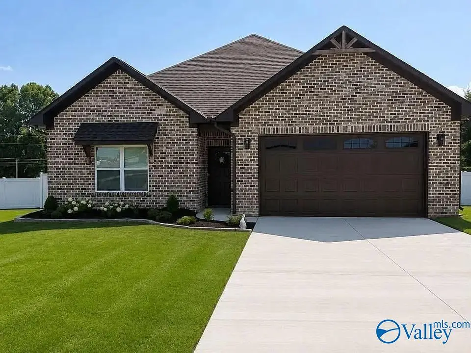 310 Krimson Circle, Albertville, AL 35951 - #1