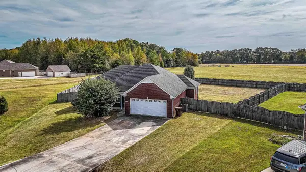 27734 Jeffrey Lee Lane, Toney, AL 35773
