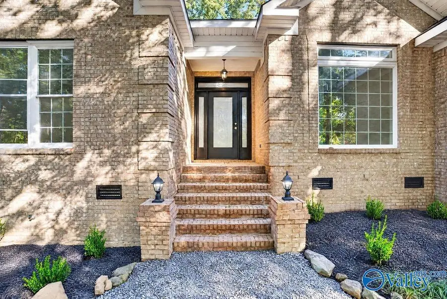 107 Cascade Creek, Somerville, AL 35670 - #2